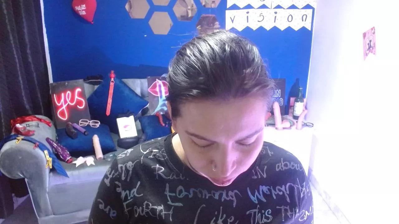 layanafuckass on Cam4 