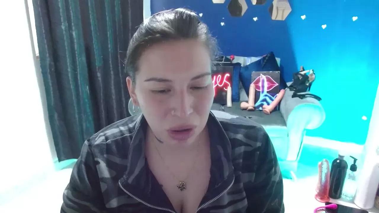 layanafuckass on Cam4 
