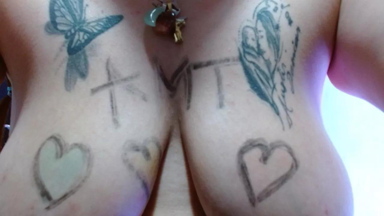 layanafuckass on Cam4 