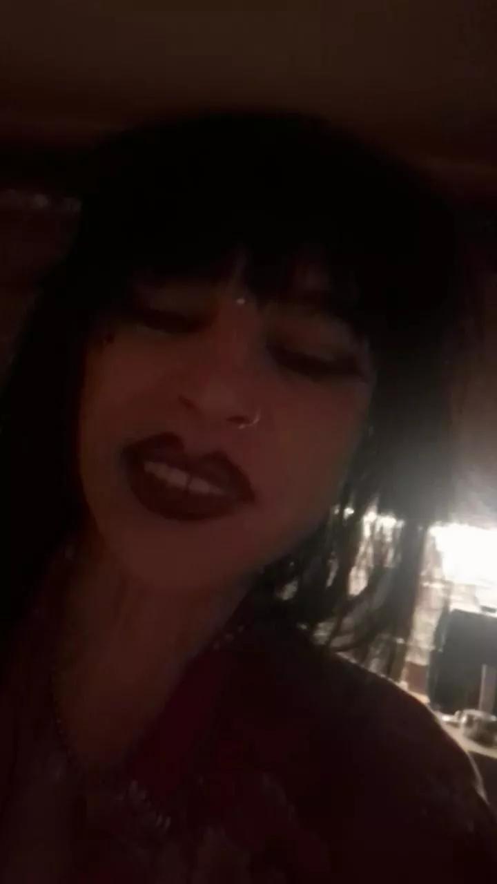 lellamonellahot on Cam4 