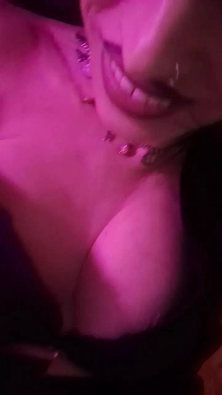lellamonellahot on Cam4 