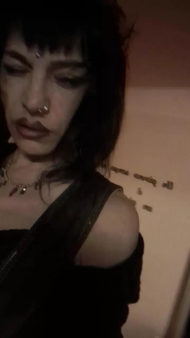lellamonellahot on Cam4 