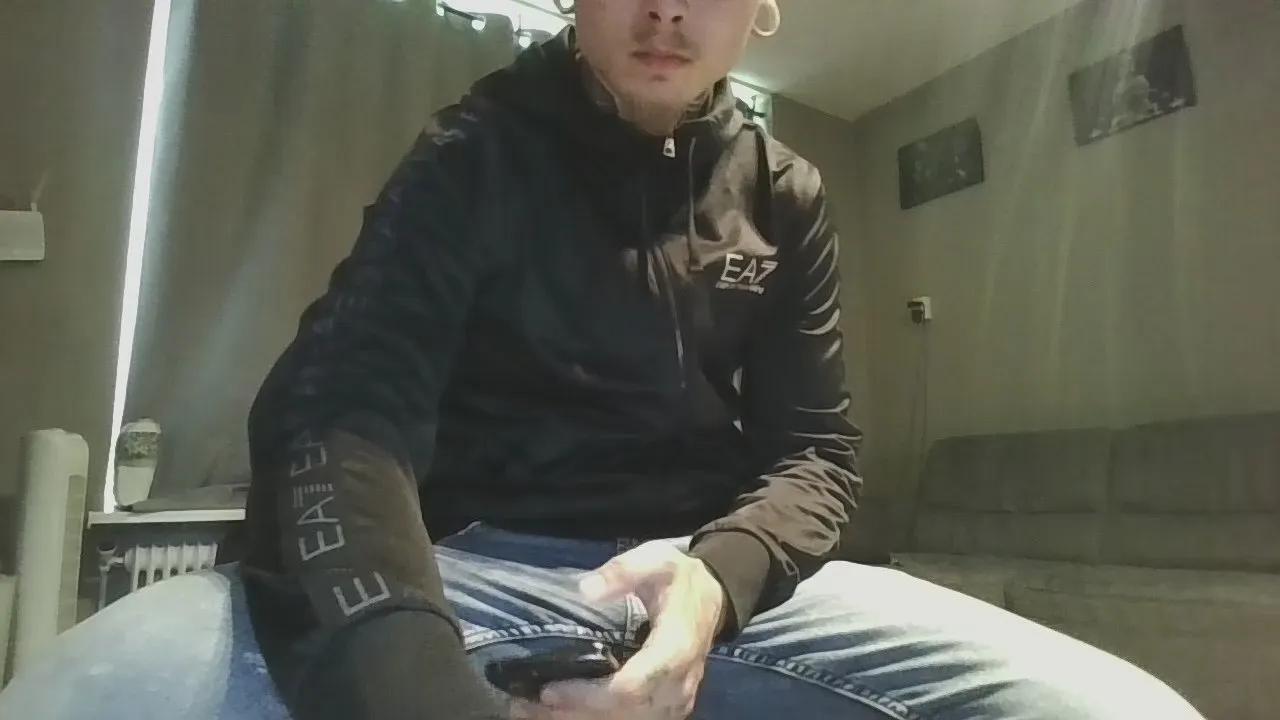 Letsplay4life on Cam4