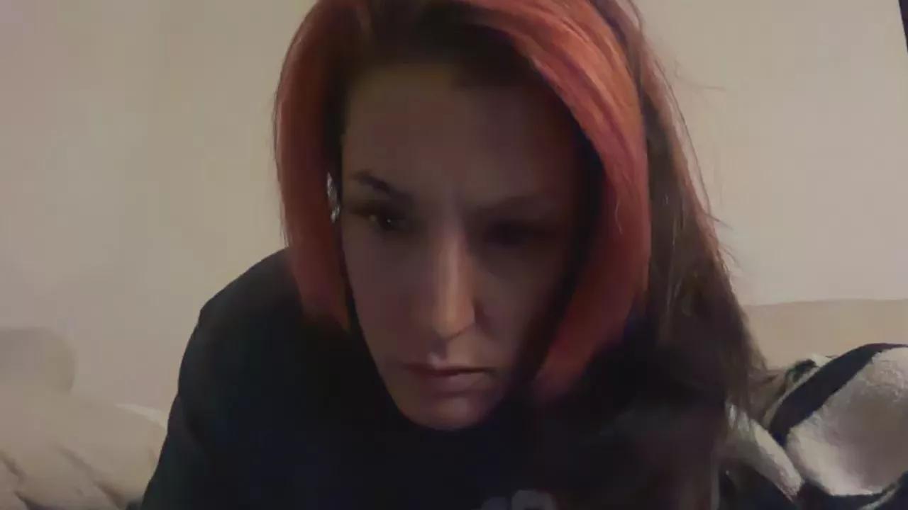 Letsseelexi01 on Cam4 