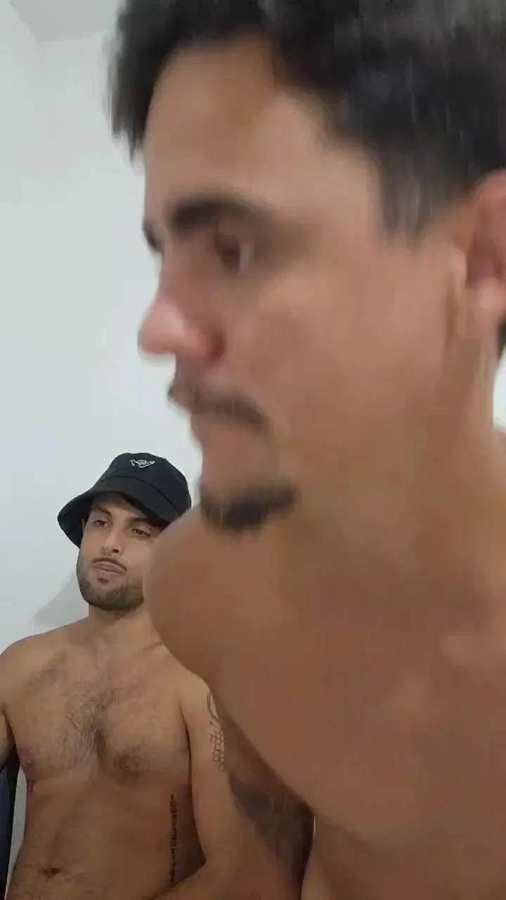 Levi_Henrique on Cam4