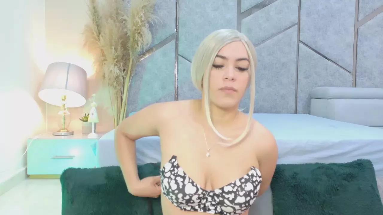 liaaaCoopper on Cam4 