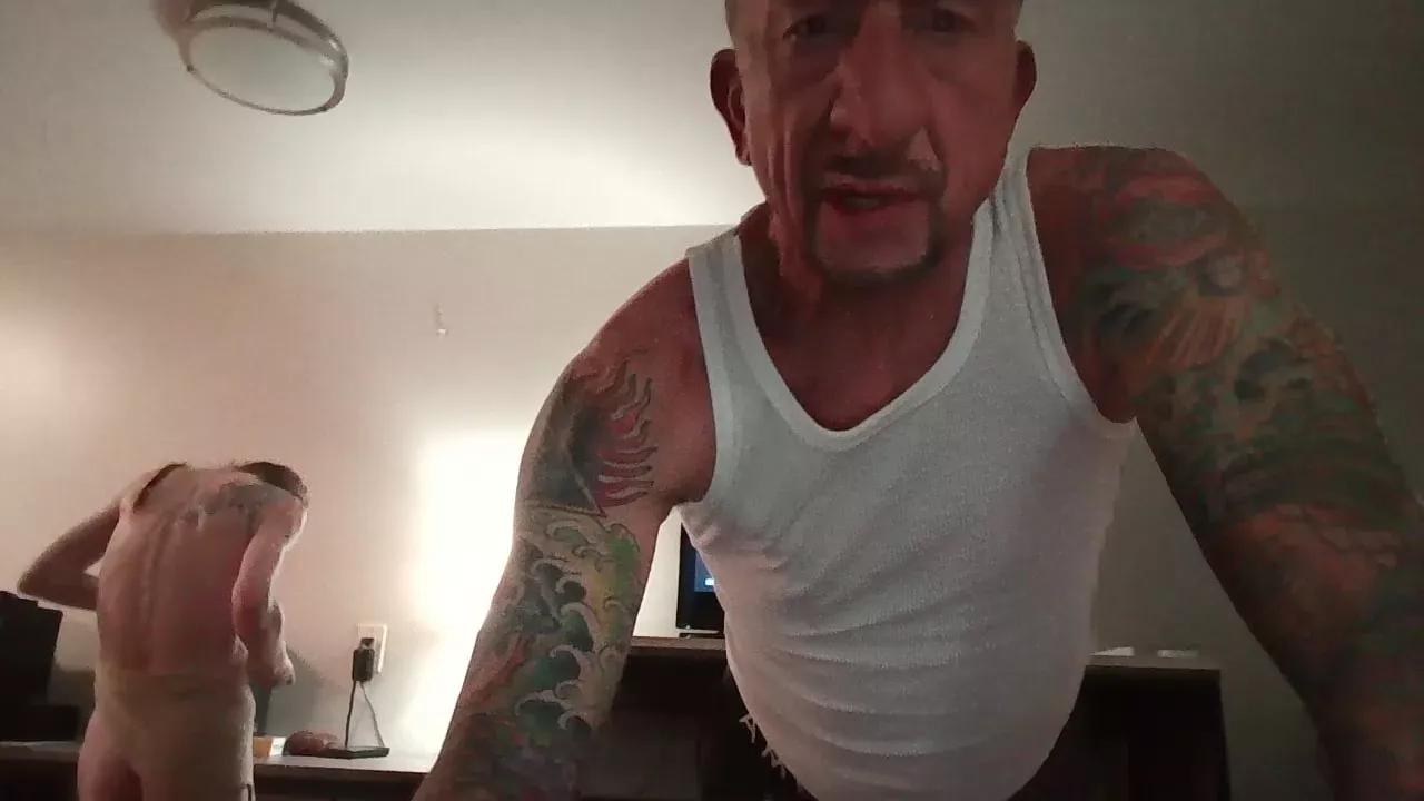 LillysAllYours on Cam4 