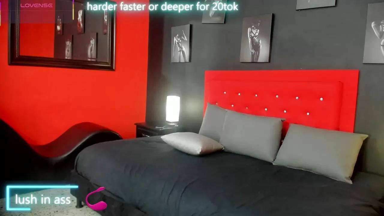 Offline lilyth_adam on Cam4