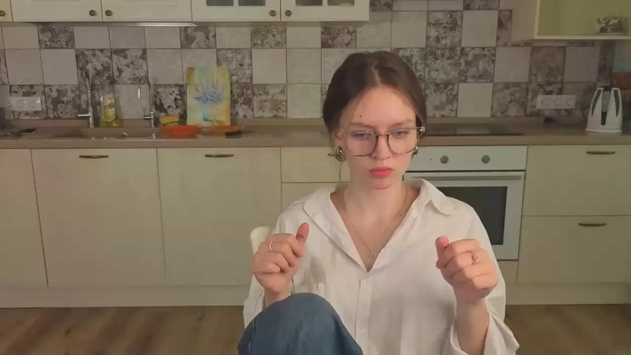 LinnDudley on Cam4 