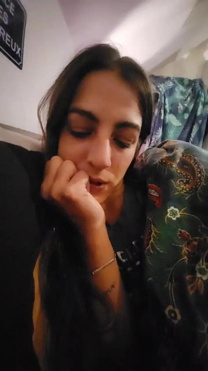 Lola_69x on Cam4 
