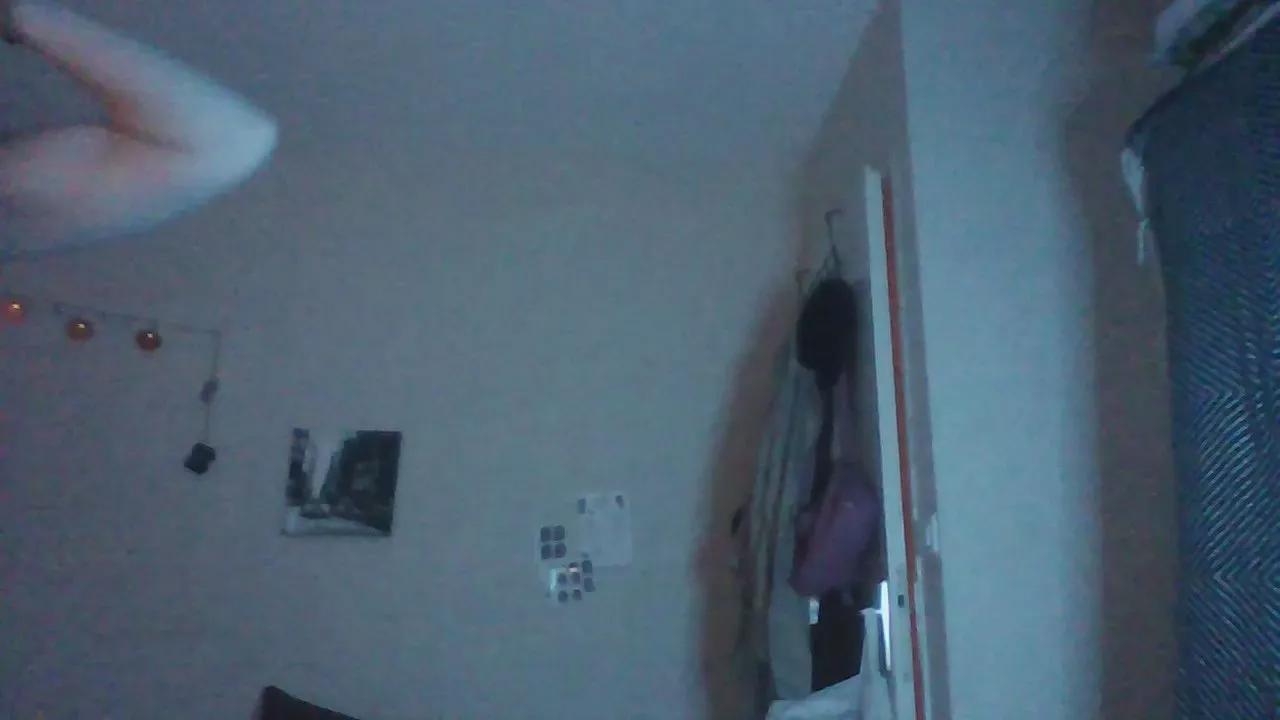 Lolabtrs on Cam4 