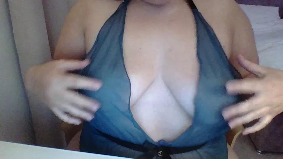 LolaMystique on Cam4 