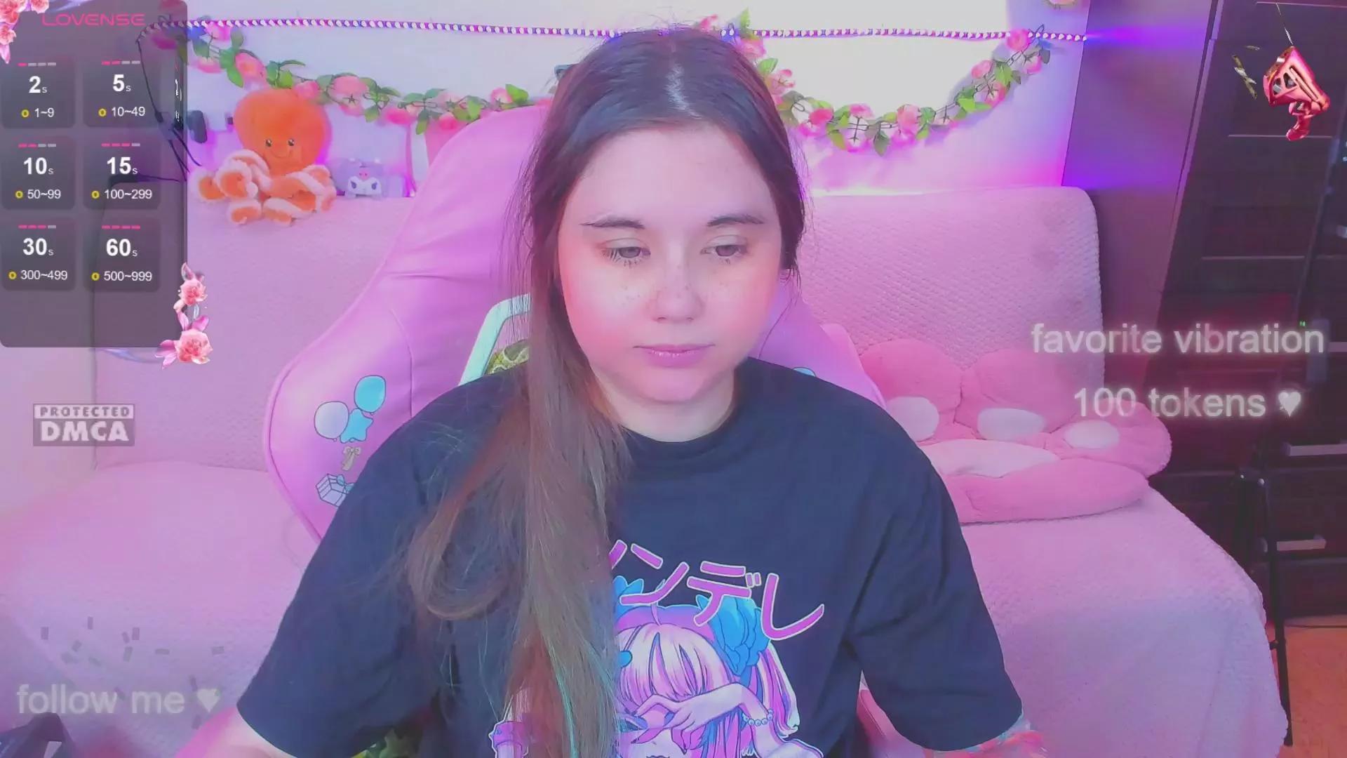 lolisuccub on Cam4 