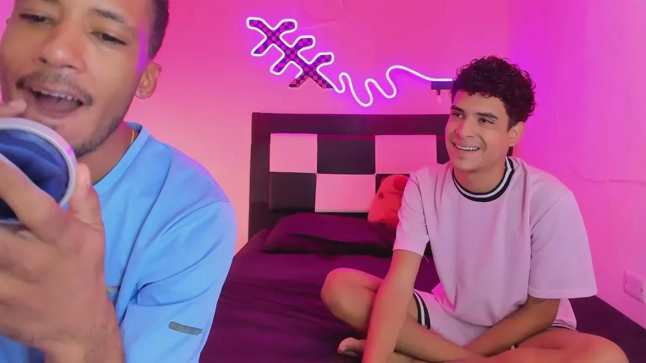 Offline Lucky_boys_ on Cam4