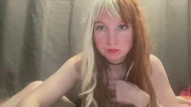 LucyCane on Cam4 
