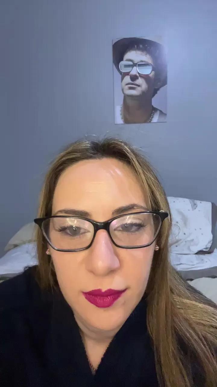 Luly_ver on Cam4