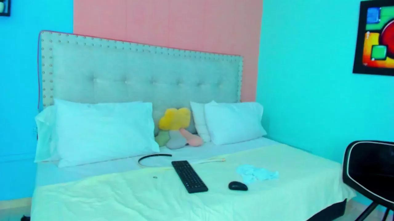 Lunadirty_ on Cam4 