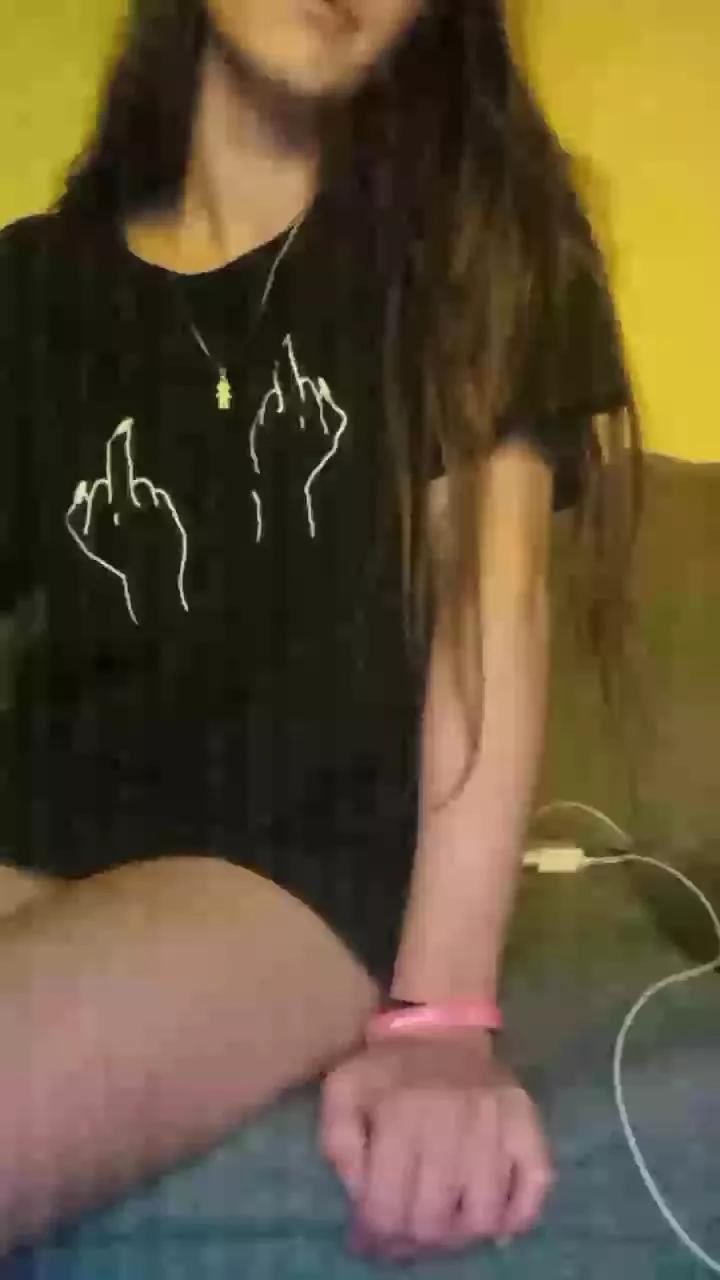 LuuGonza on Cam4 