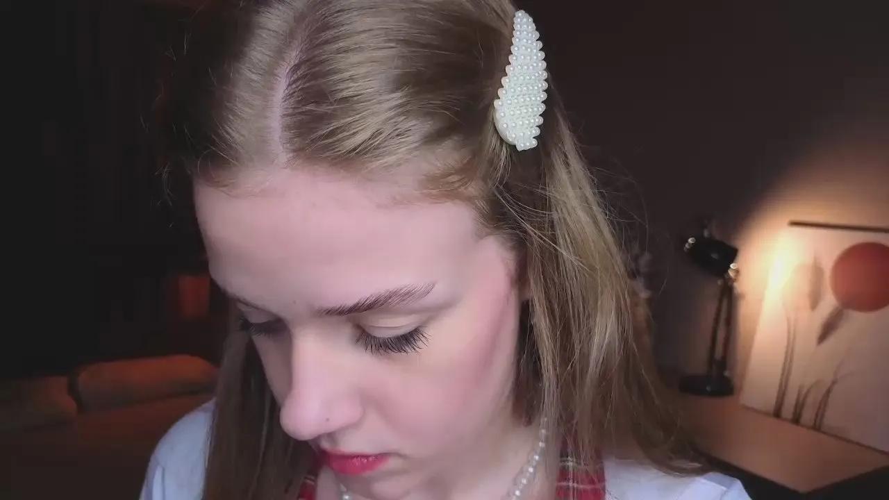 Offline LynetteBalle on Cam4