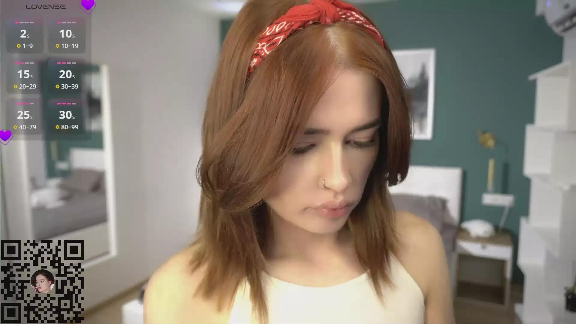 LynnaBetter on Cam4 