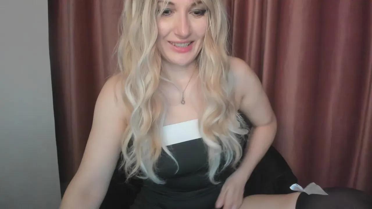 MadisonStone on Cam4
