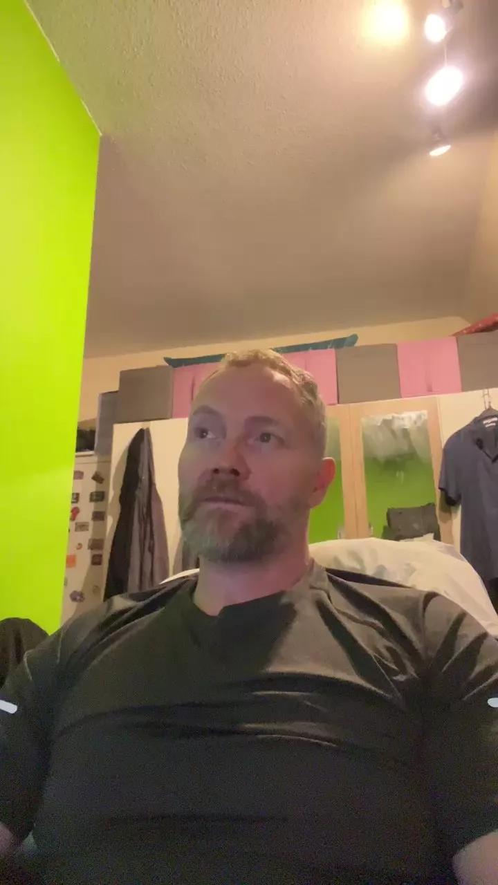 Mannfredfick on Cam4 