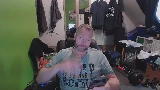 Mannfredfick on Cam4 