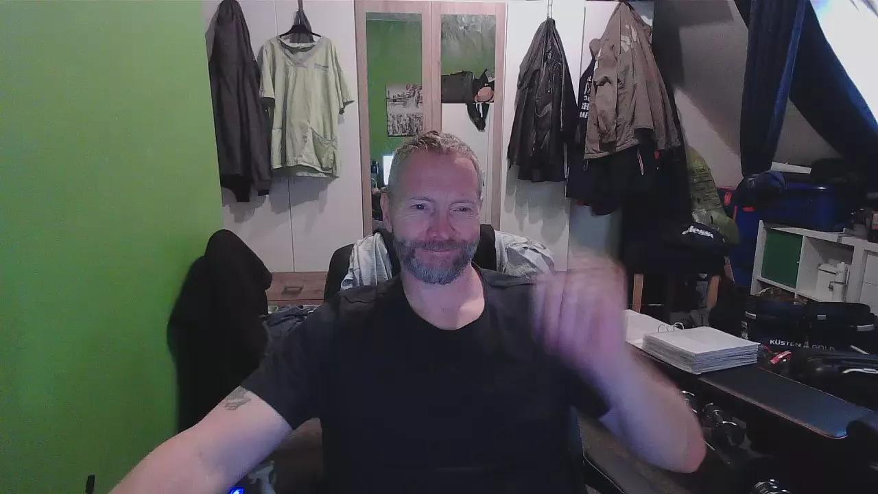 Mannfredfick on Cam4 