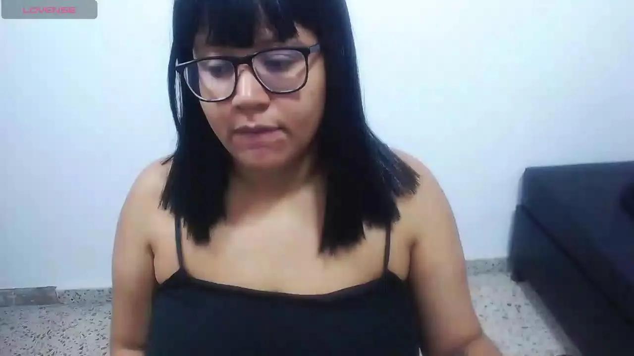 MaraSilk on Cam4 