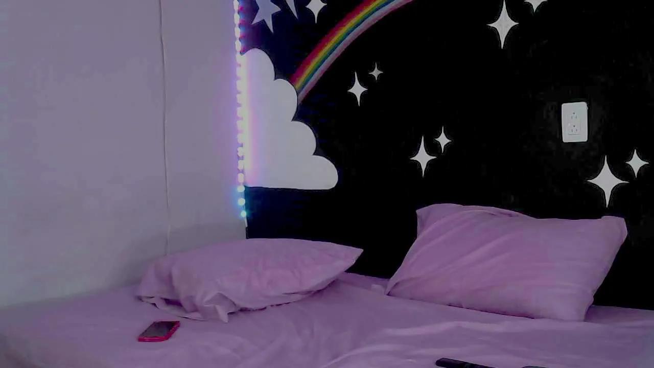 Offline mariposa_violet on Cam4