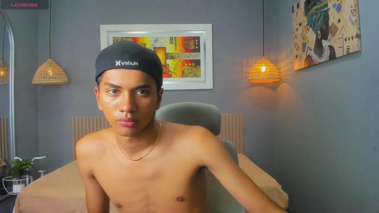 markbow on Cam4