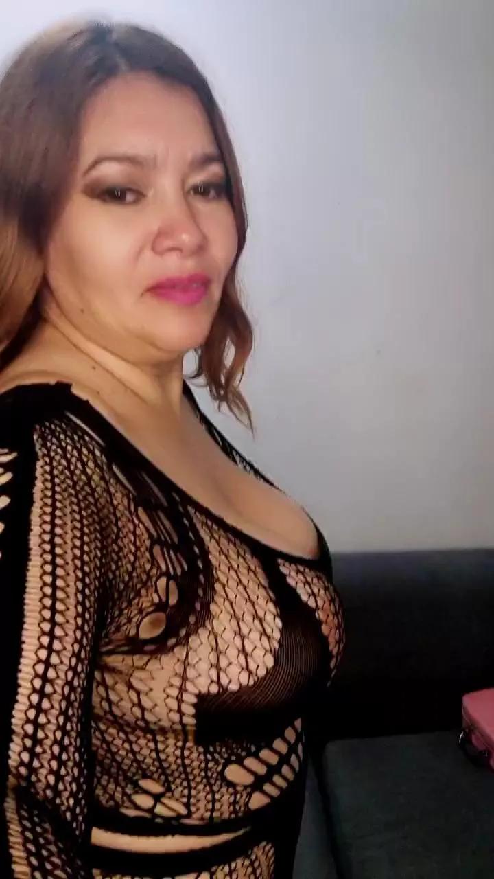 Marlen_Doll on Cam4 