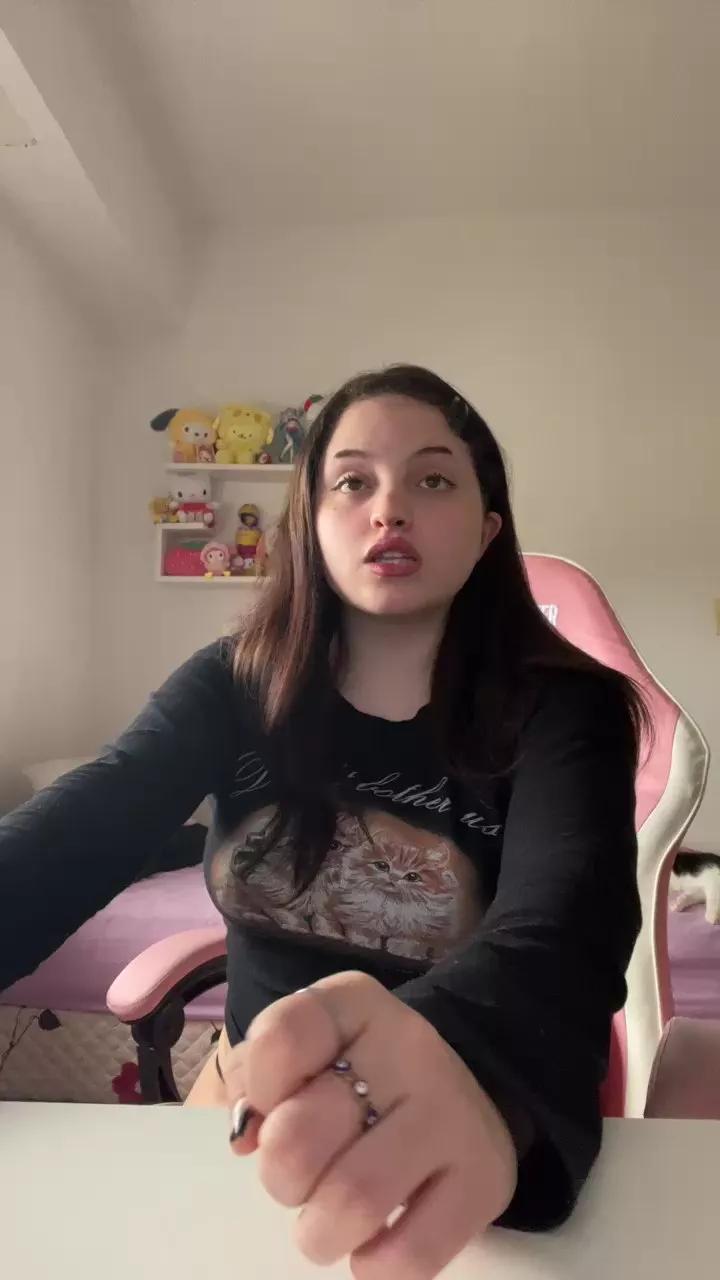 martilaboba on Cam4 