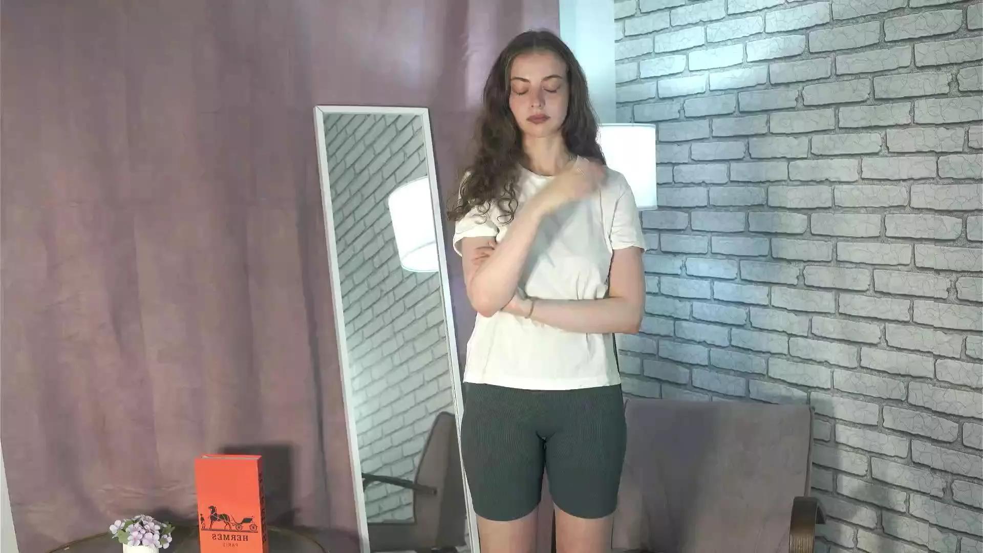 MaureenCrust on Cam4 