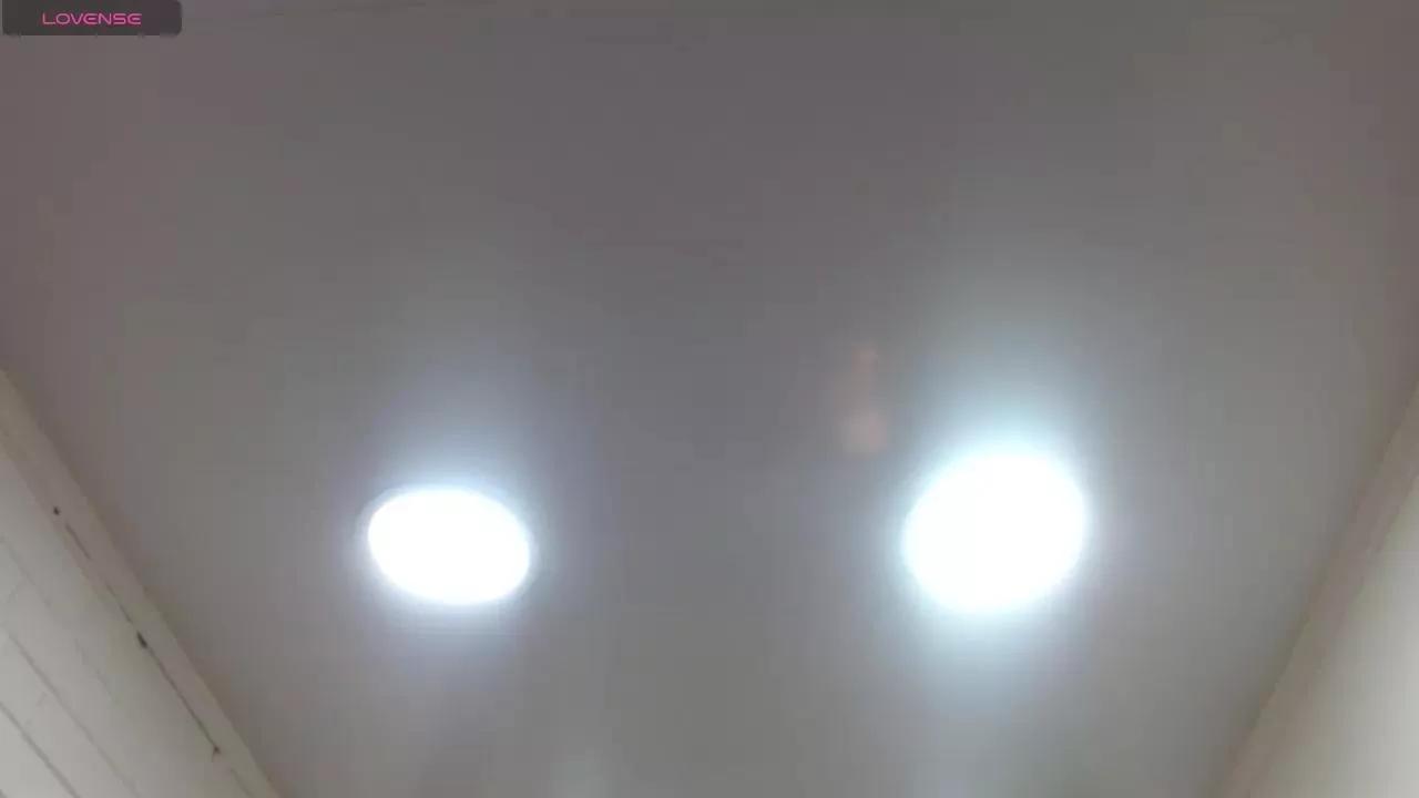 Meganhott01 on Cam4 