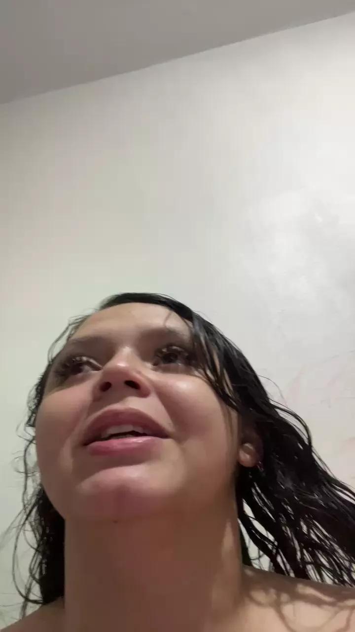 Mell02404 on Cam4 