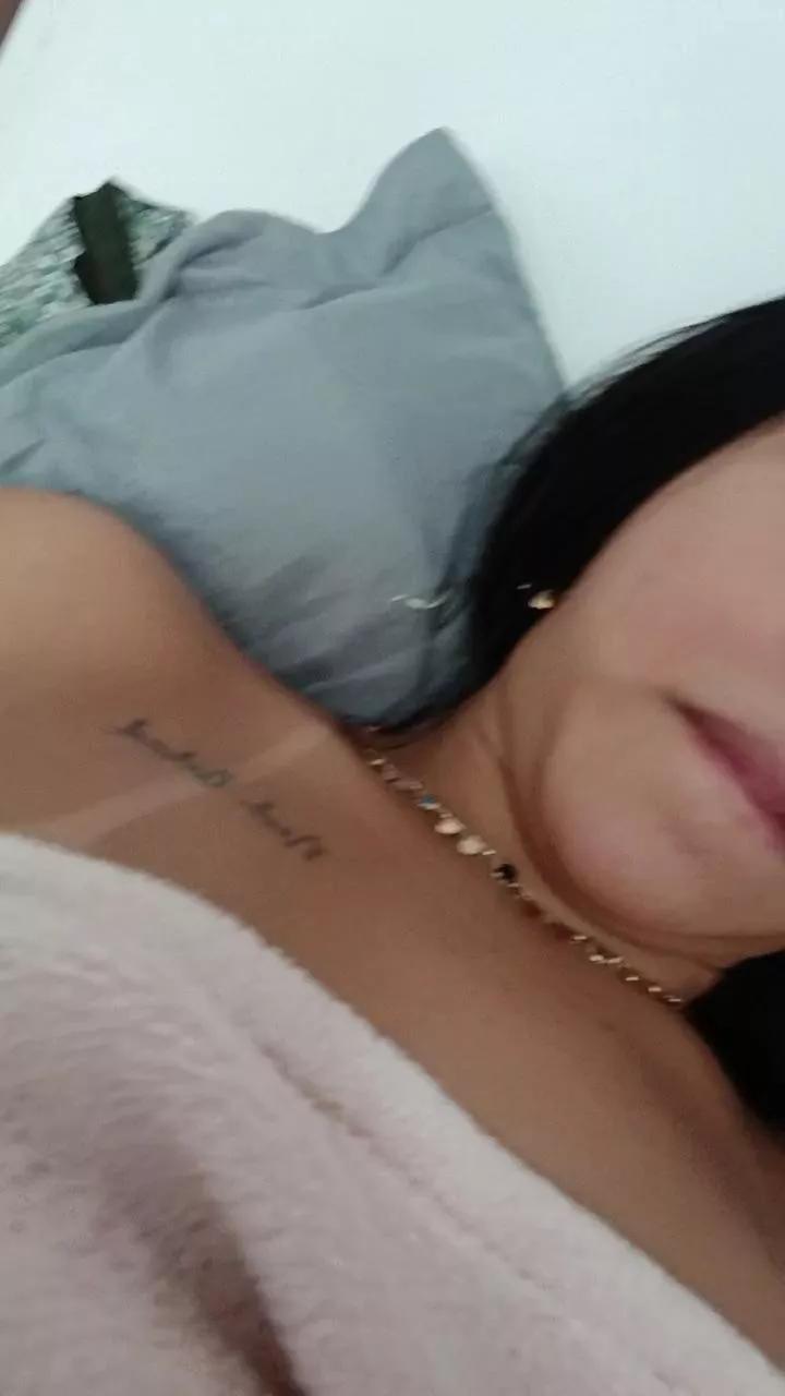 Mell98 on Cam4 