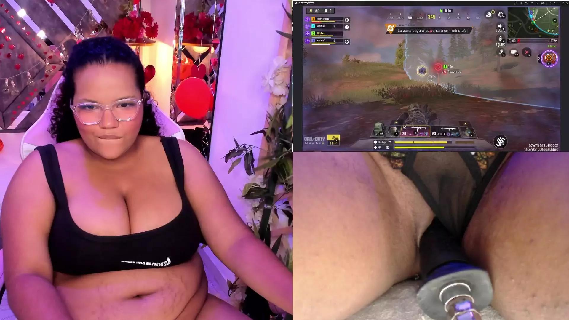 MhiaRey on Cam4 