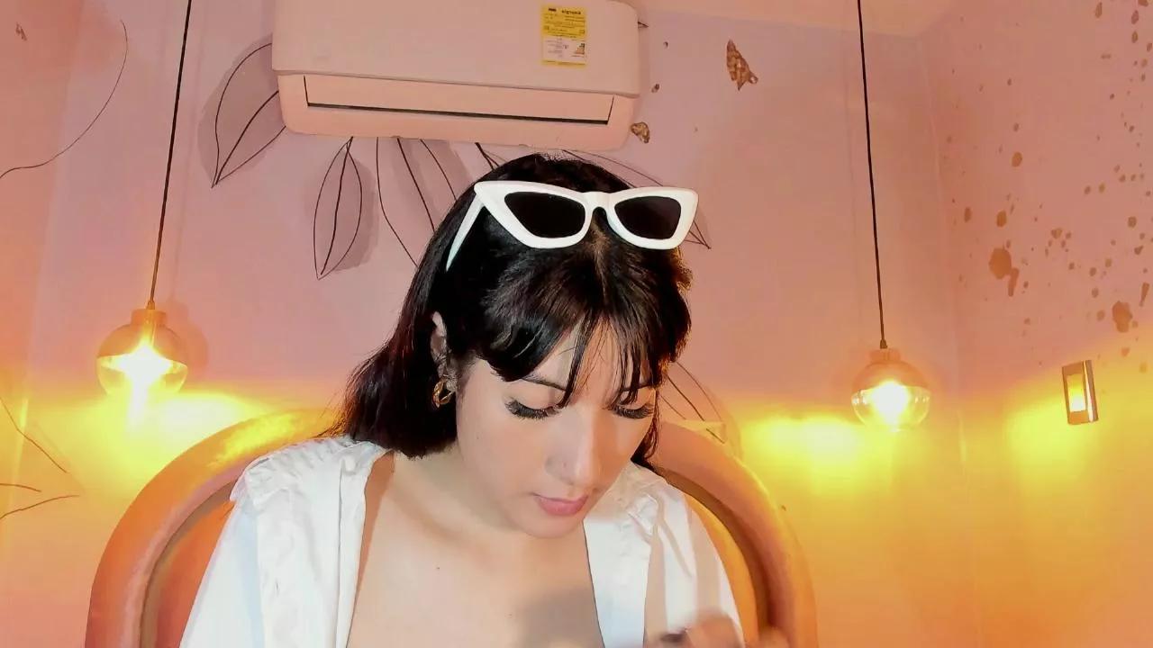 miisaki_ on Cam4 