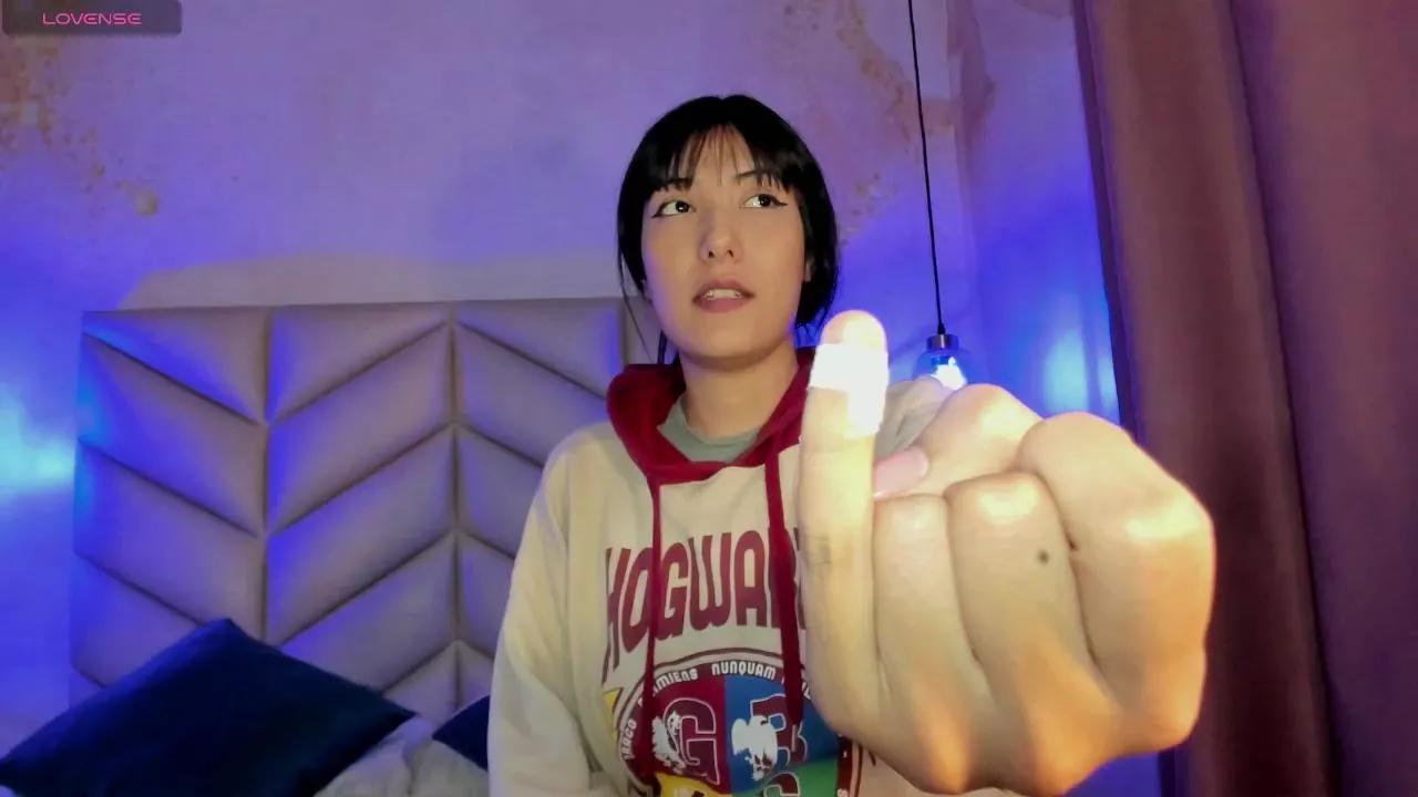miisaki_ on Cam4 