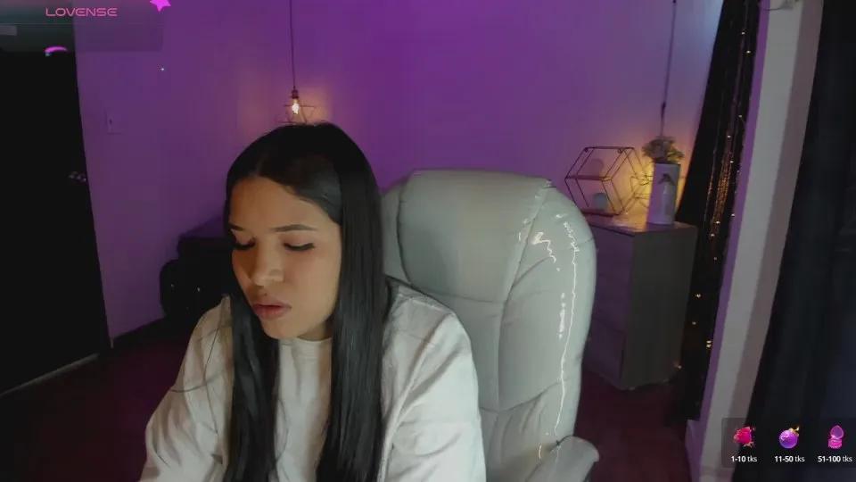 Miiss_Greyy on Cam4