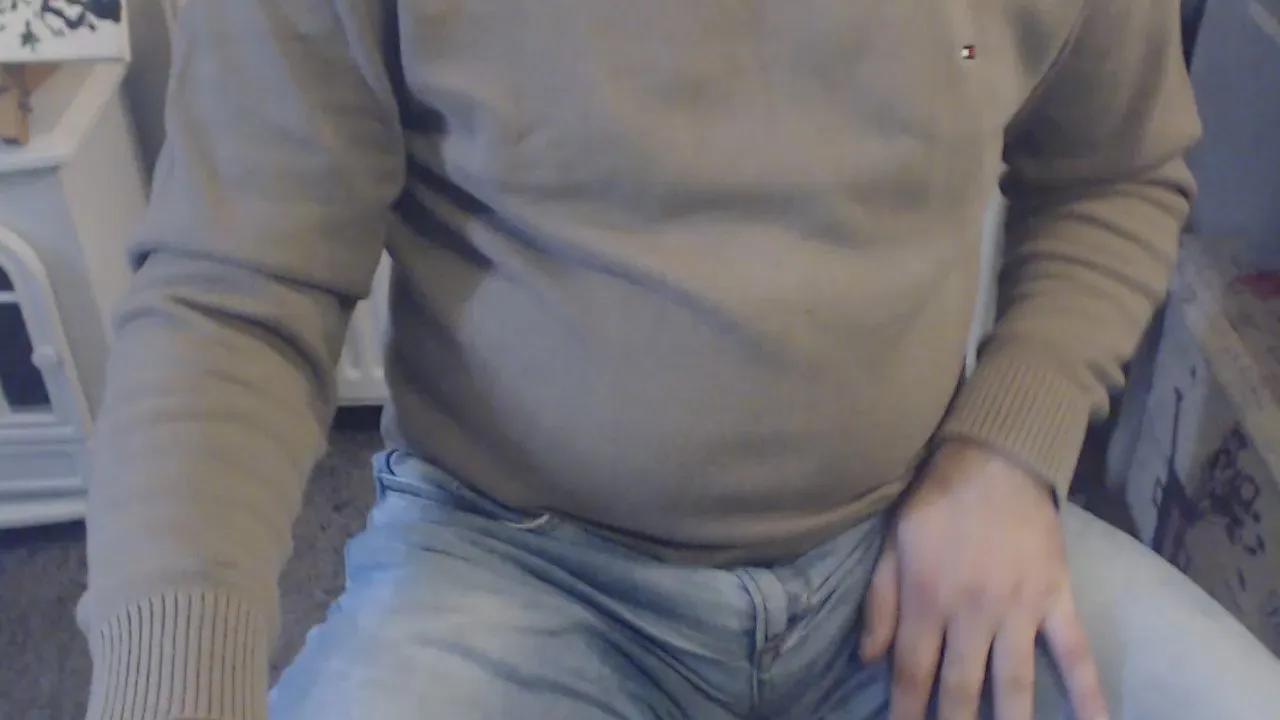 MikeMaster30 on Cam4