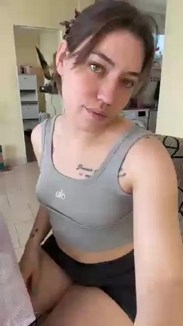 Offline Milagrosso on Cam4