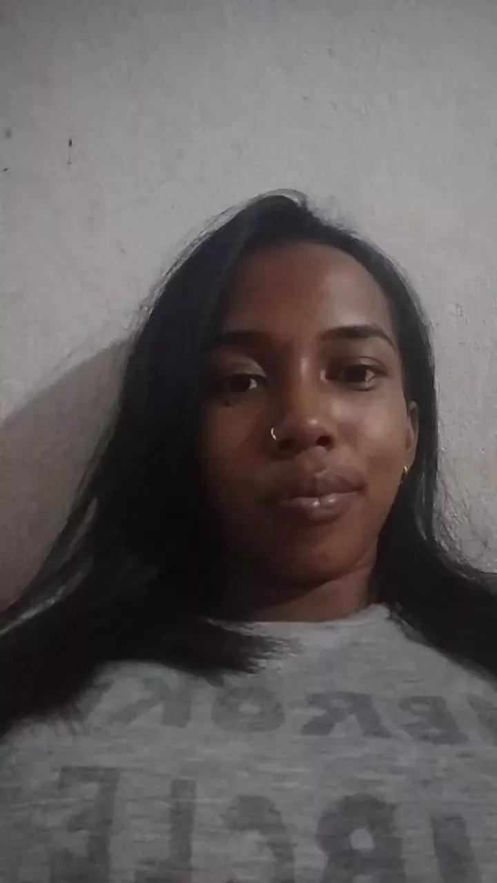 Miliane on Cam4 
