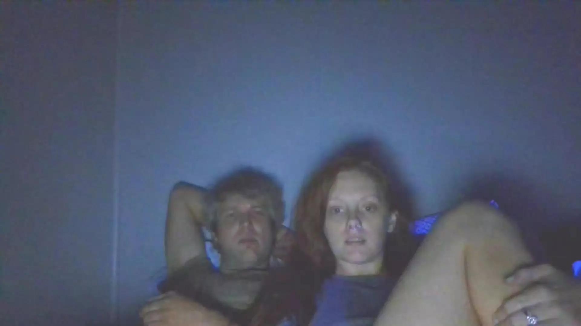 MinxieMoans on Cam4 