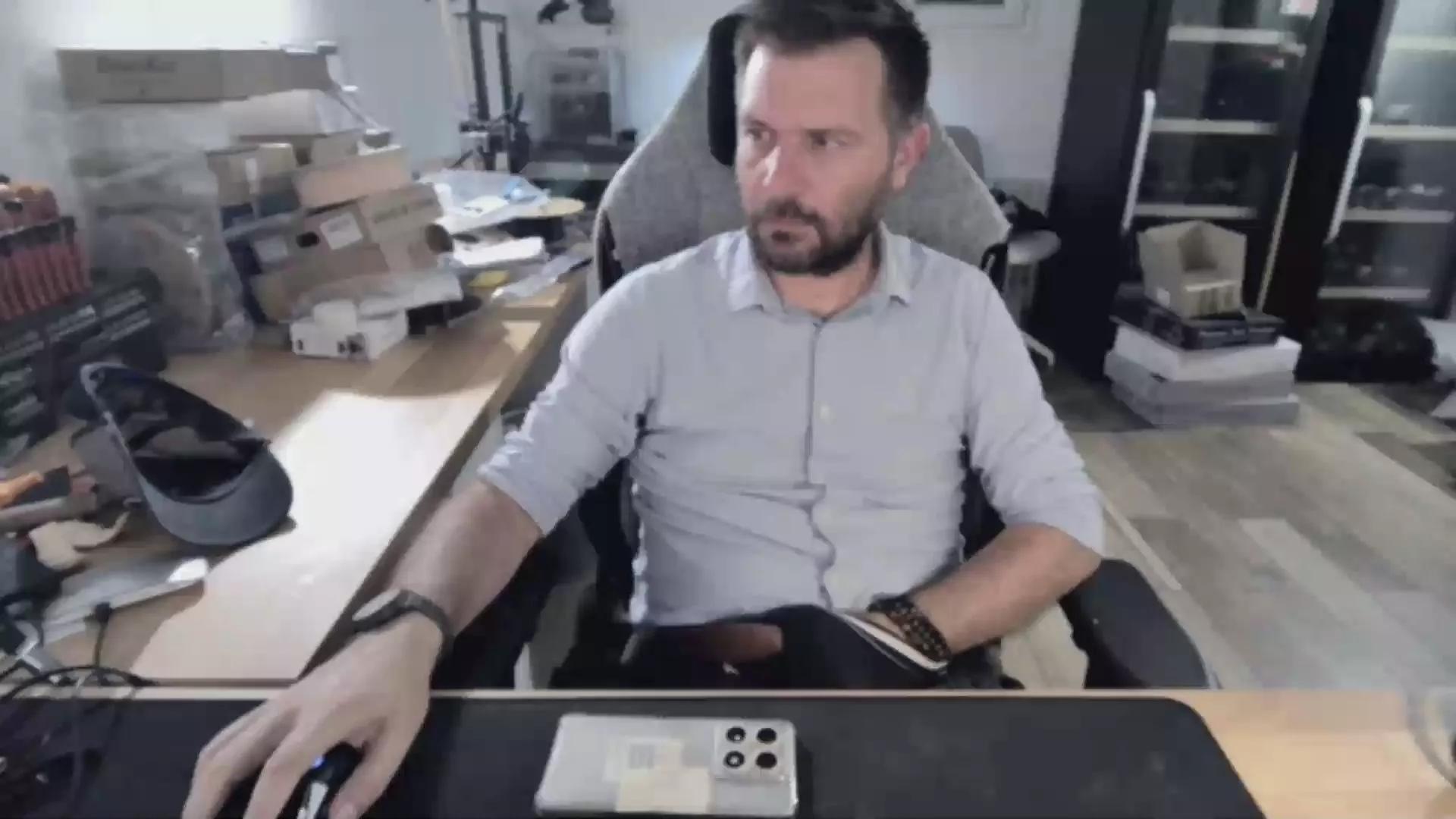 moi92160 on Cam4 