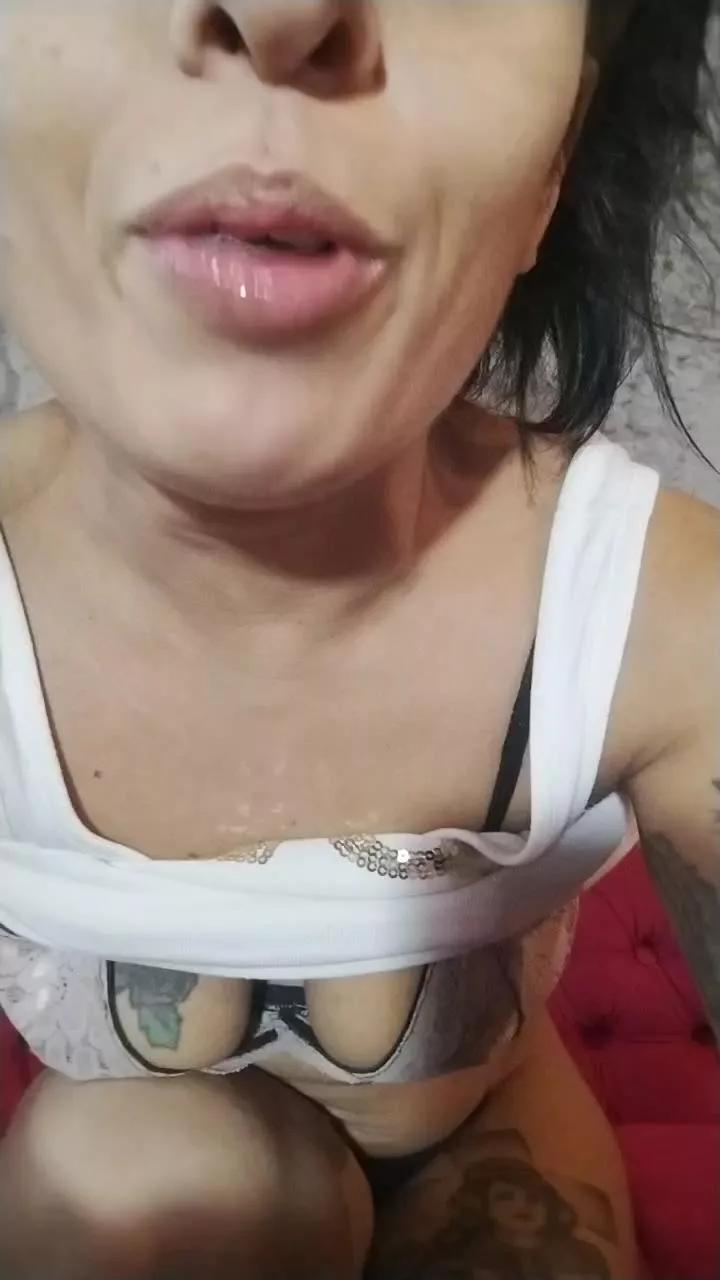 Moorocha on Cam4 