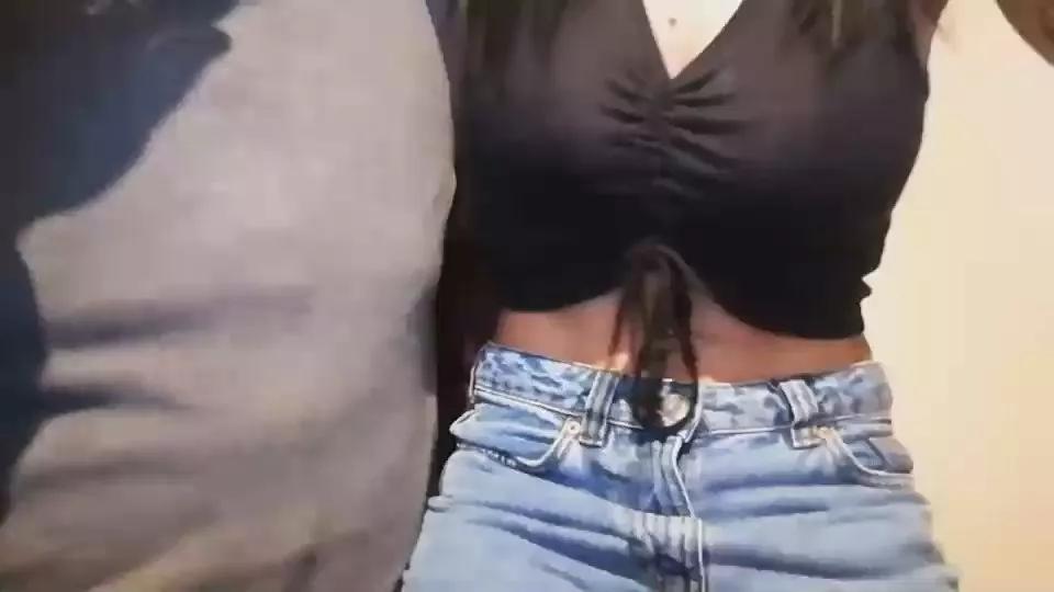 morena19191 on Cam4 