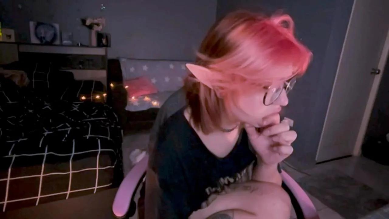 mymoonstar on Cam4 