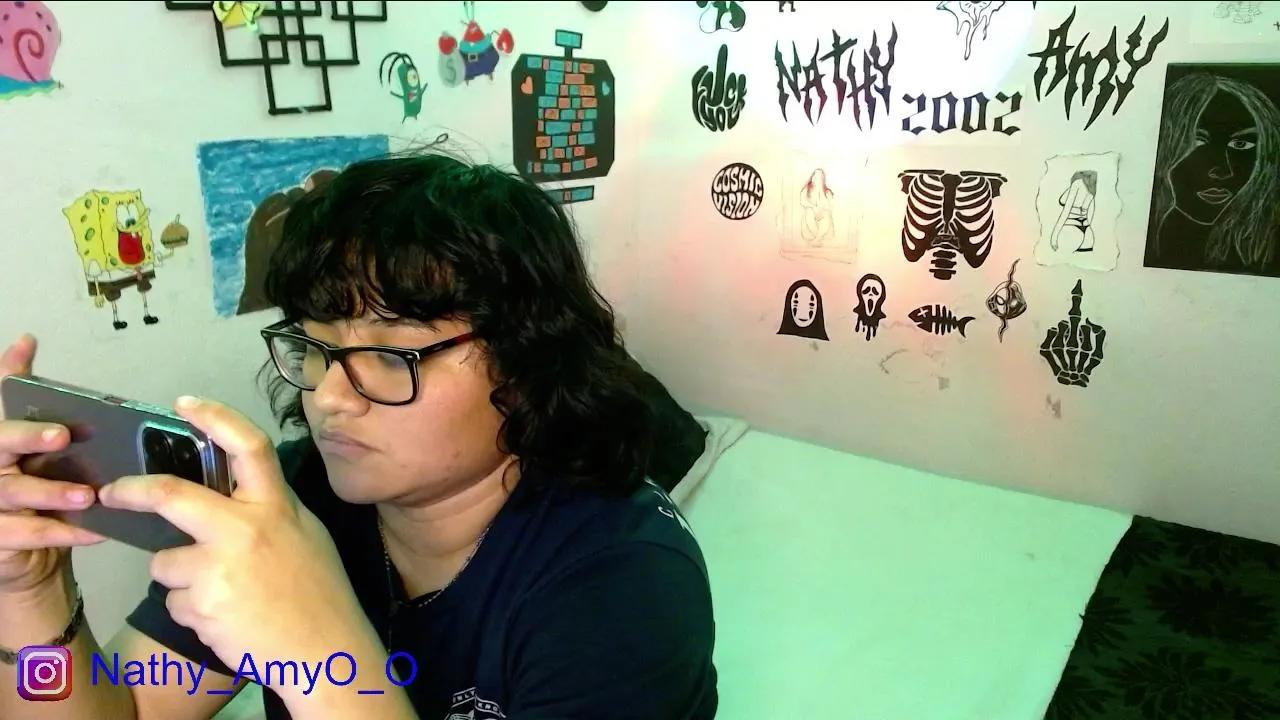 Offline Nathy_AmyO_O on Cam4